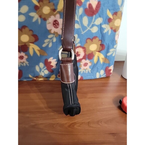 Vtg. Dooney & Bourke Wayfarer All Weather Nylon & Leather Purse — Black/Brown - Picture 4 of 9